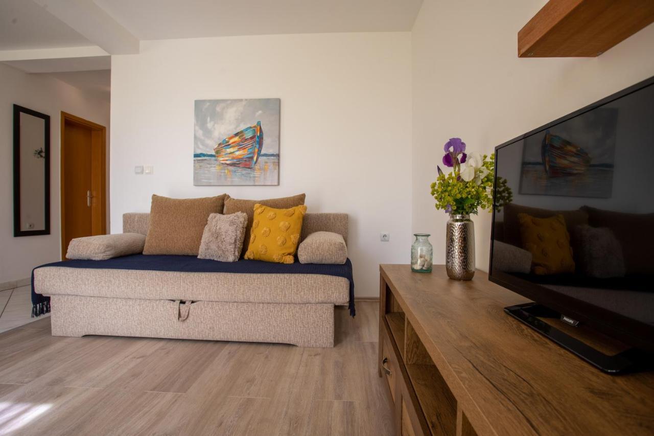 Apartment Magic Garden Baska  Luaran gambar