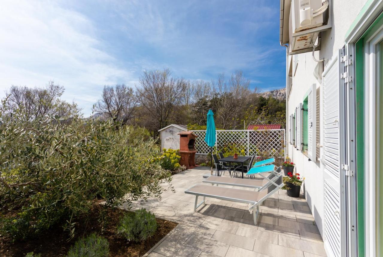 Apartment Magic Garden Baska  Luaran gambar